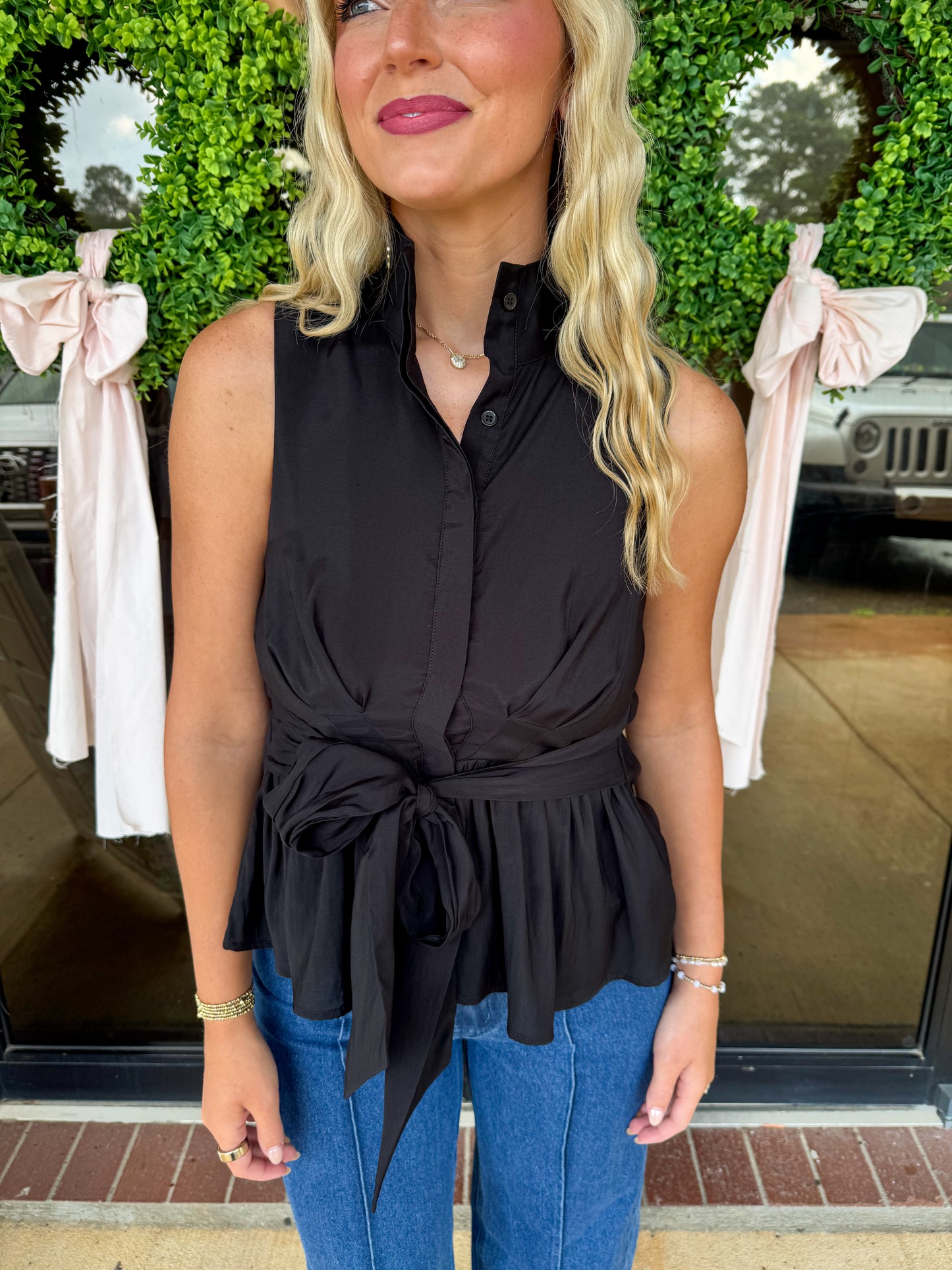 Lowkey Luxe Top- Black